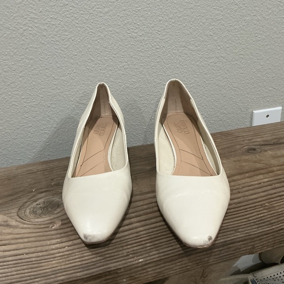 Franco Sarto Jesslyn Pumps White Leather Low Block Heel Size 11 - Picture 2 of 9